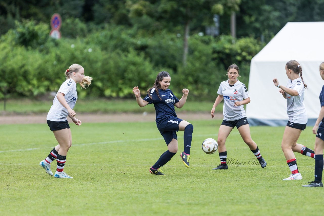 Bild 308 - Loewinnen Cup
